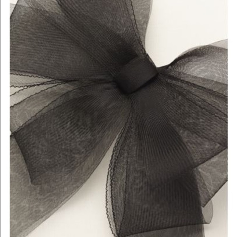 Vera Wang Bow Belt